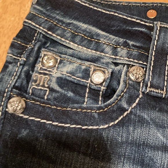 Miss Me Skinny Stretch Jeans - Picture 5 of 10